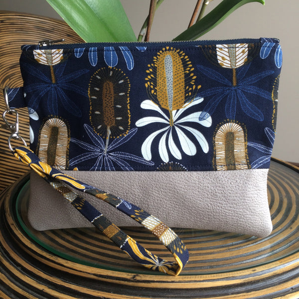 Blue Banksia Clutch - Japri