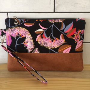 Black Lilli Pilli Clutch