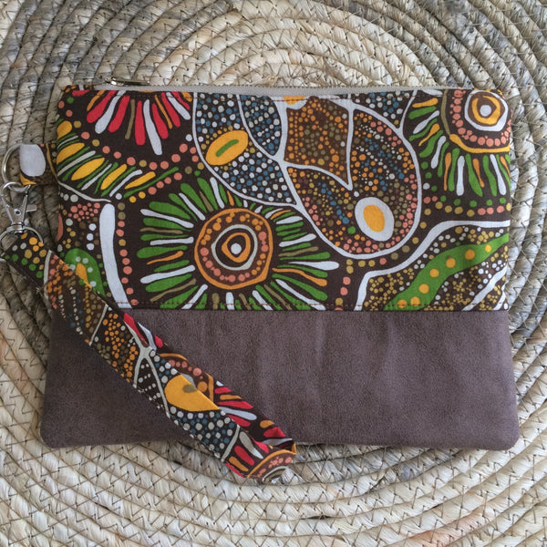 Bush Tucker Clutch #2 - Japri