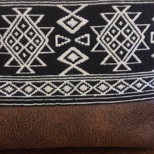 Black Aztec Clutch - Japri